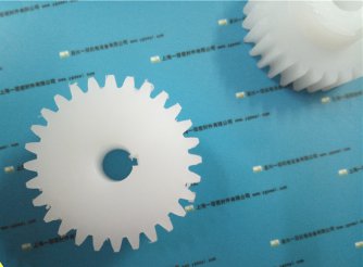 高韌性咊耐(nai)磨性尼龍612製成齒(chi)輪